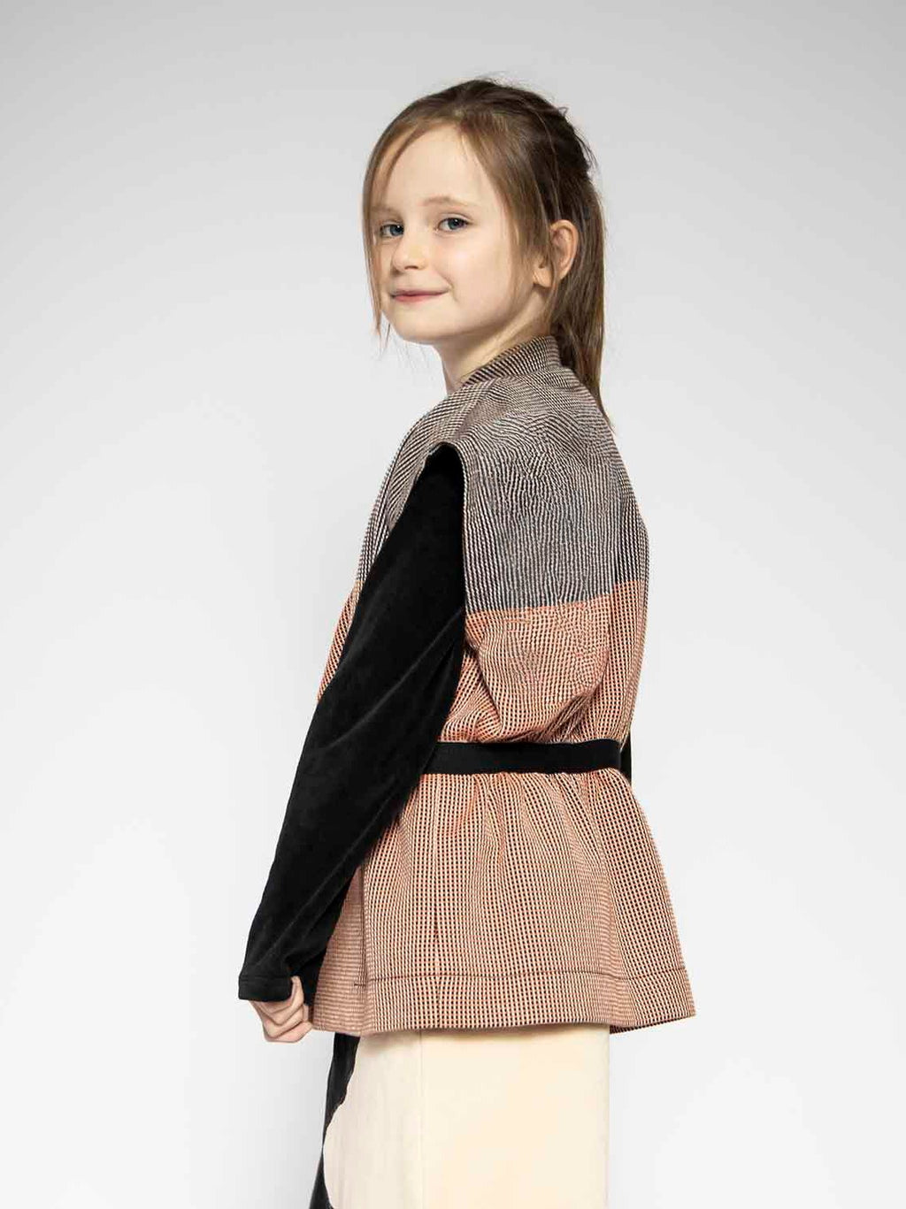 Multicolored Sleveless Jacket with Appliquè-3